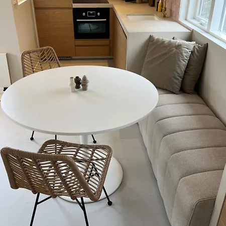 Fijn Dicht Aan Zee! אאודורפ